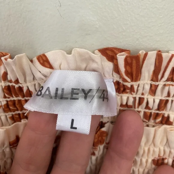 Anthropologie BAILEY /44 Floral Cropped Top with Seashell Straps size large - Picture 4 of 10